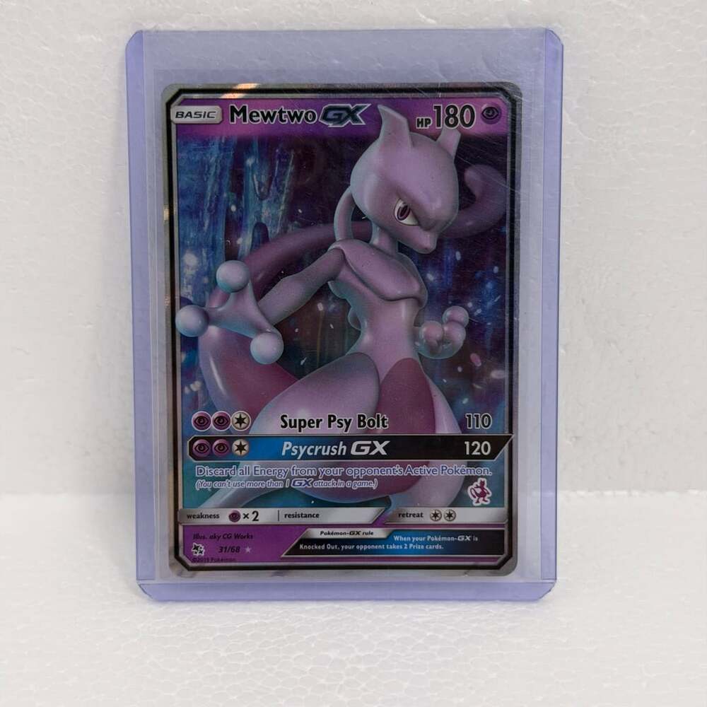 Pokemon Mewtwo GX Hidden Fates 31/68 Ultra Rare Trading Card
